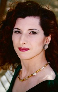 Marta Portrait farbig 2